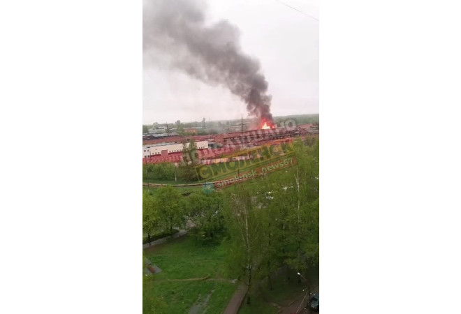 в Смоленске тушат крупный пожар в Заднепровье - фото - 1
