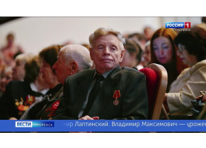 василий Анохин поздравил почётного гражданина Смоленской области с вековым юбилеем - фото - 1