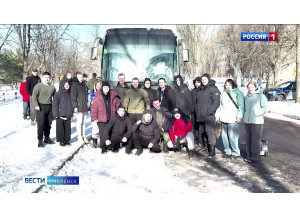 смоленских волонтеров отметили за гуманитарные миссии в приграничье и ДНР - фото - 1