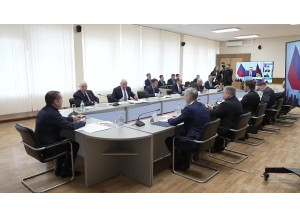 дмитрий Медведев проверил выполнение гособоронзаказа в Смоленской области - фото - 1