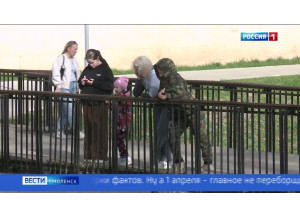 как смоляне празднуют День смеха - фото - 1