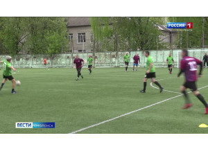 ветераны футбола встретились в смоленском турнире в честь Дня Победы - фото - 1
