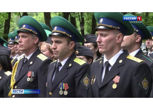 в Смоленске состоялся митинг в честь Дня пограничника - фото - 1