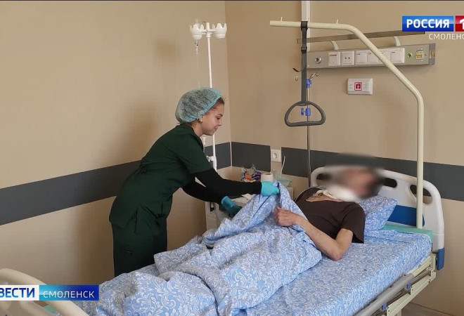 в новом отделении Смоленского онкодиспансера успешно оперируют опухоли в области головы и шеи - фото - 1