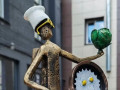 в Смоленске установили арт-объект "Ангел-поваренок" - фото - 1
