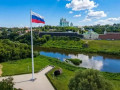 василий Анохин поздравил смолян с Днём государственного флага - фото - 1
