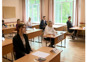 в Смоленской области стало больше стобалльников ЕГЭ - фото - 1