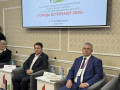 александр Новиков поделился туристическими достижениями Смоленска на всероссийском форуме - фото - 1